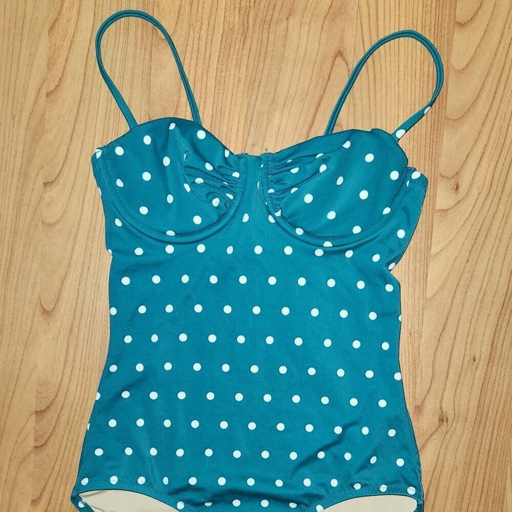 J. Crew Red Polka Dot Convertible Strap Swimsuit Size 6 - Picture 2 of 7